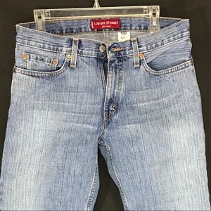 🌷Levi’s 529  Flare Jeans